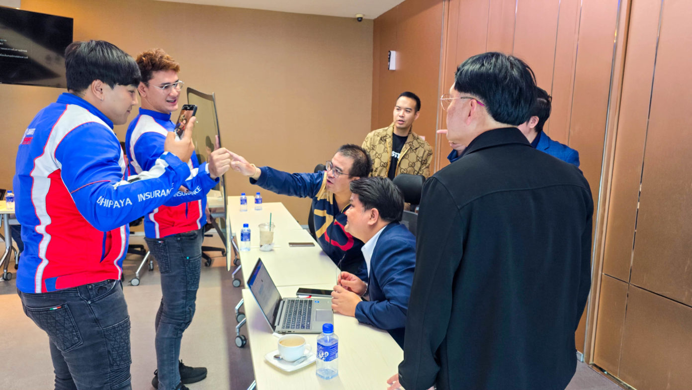 Glasstech x Tip Smart Auto Glass !! ประกันยุคใหม่ ใส่ใจลูกค้า